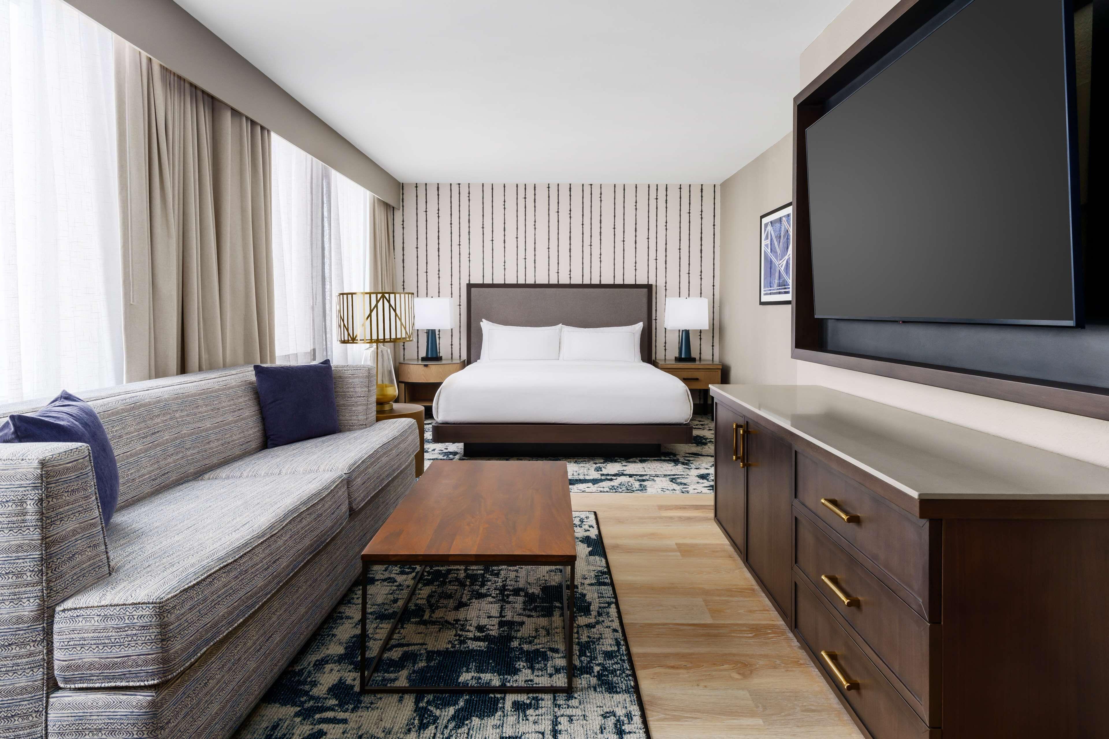 Hotel Doubletree By Hilton Center 4*