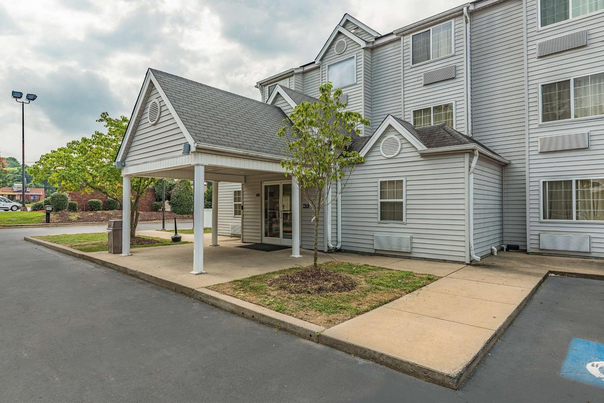 6-charlotte, Nc - Charlotte