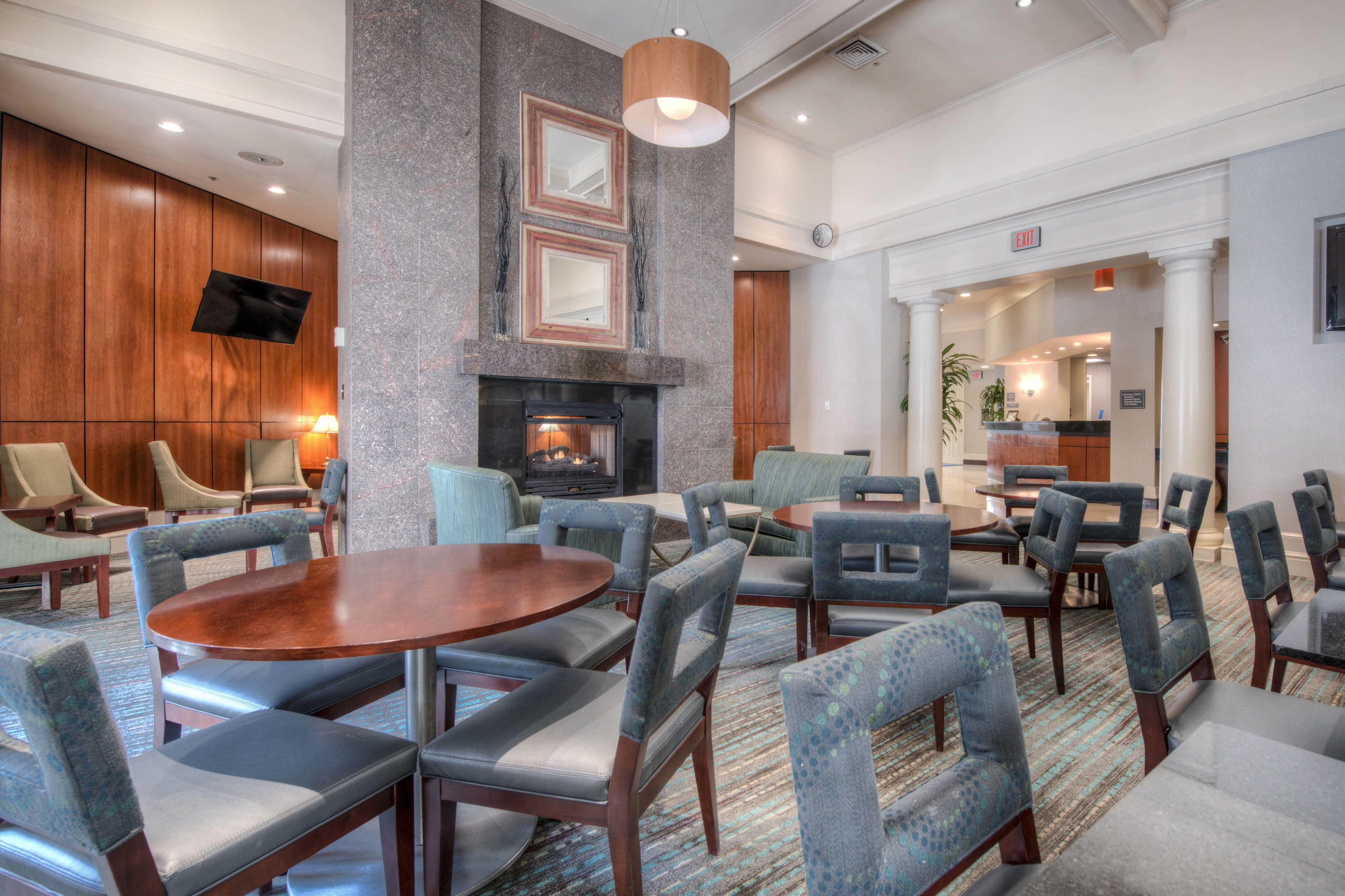 Hotel Uptown 3*