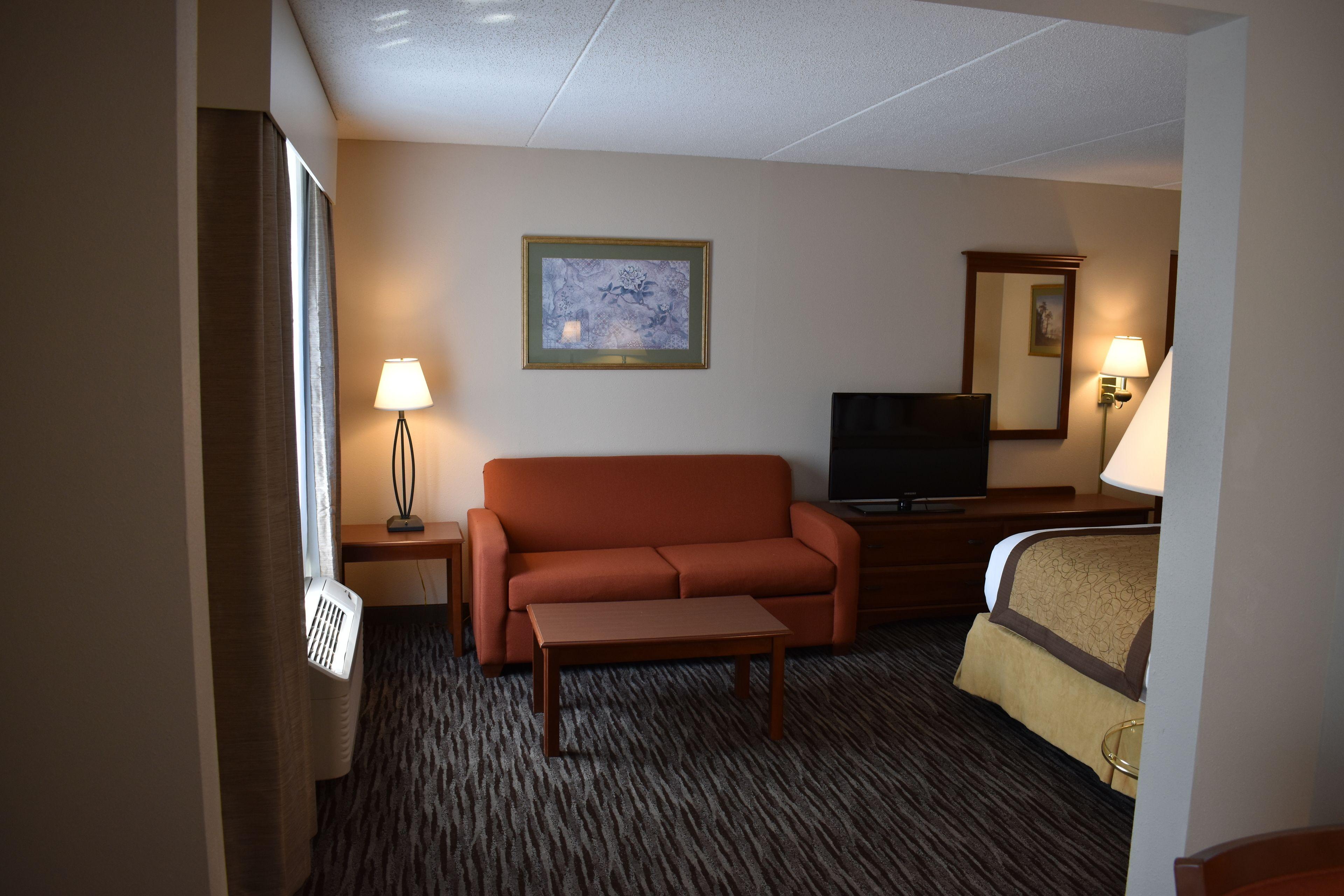 Hotel Wingate By Wyndham Airport 3*
