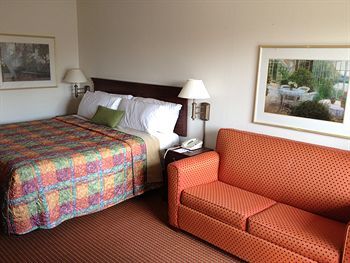 6 Charlotte, Nc - Airport South Charlotte