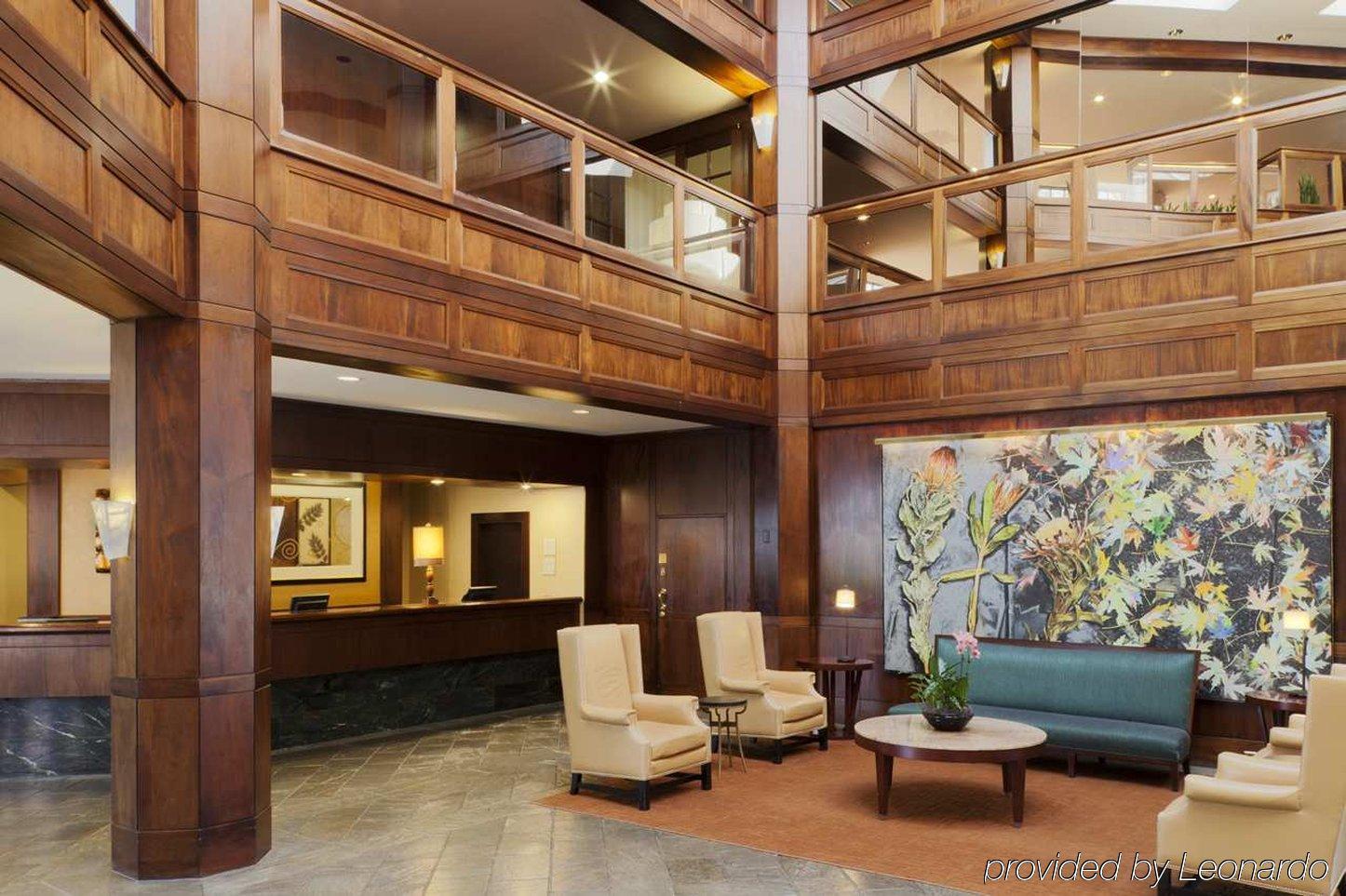 Doubletree By Hilton Charlotte/southpark Hotel