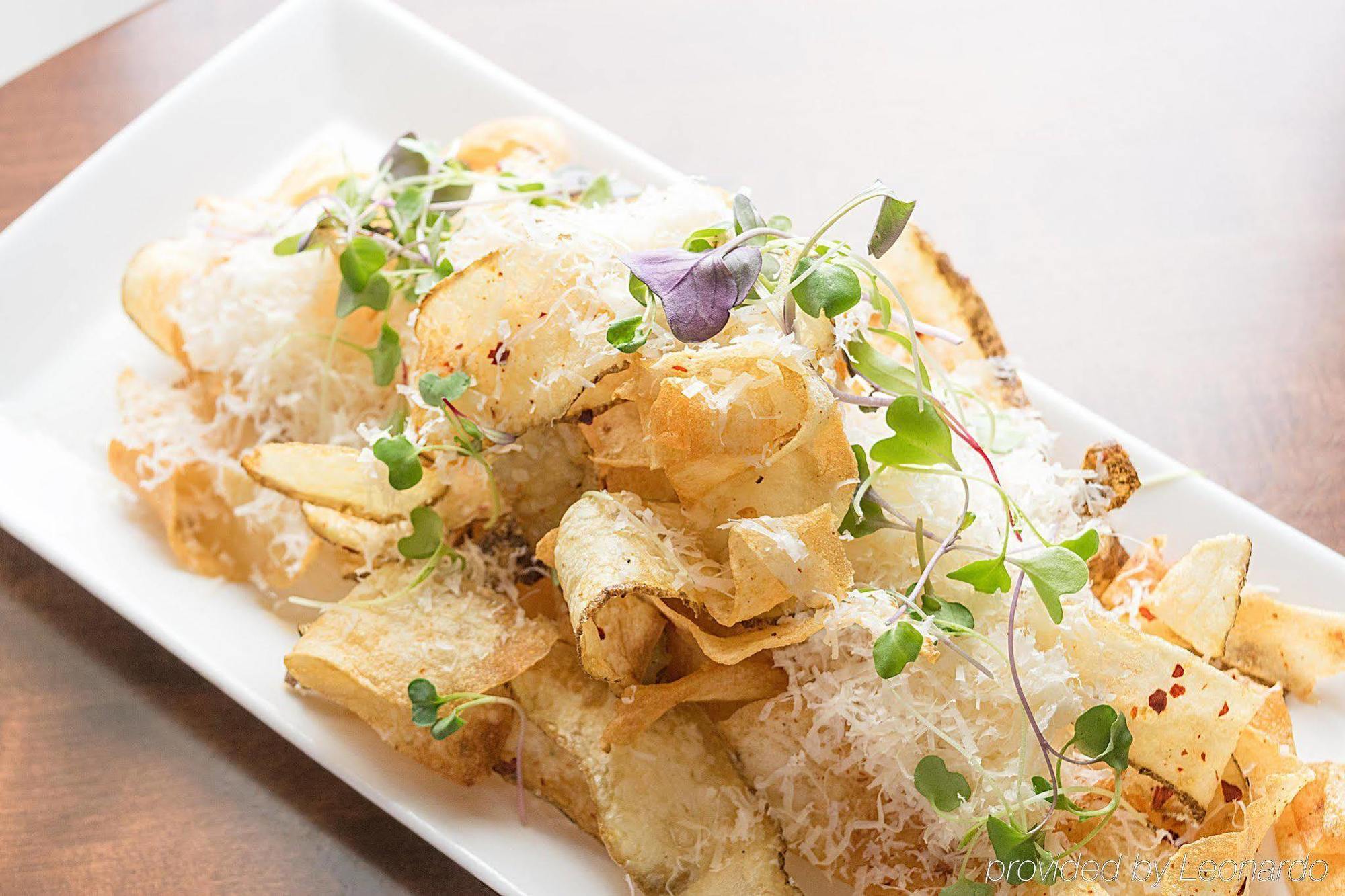 Doubletree By Hilton Uptown Hotel