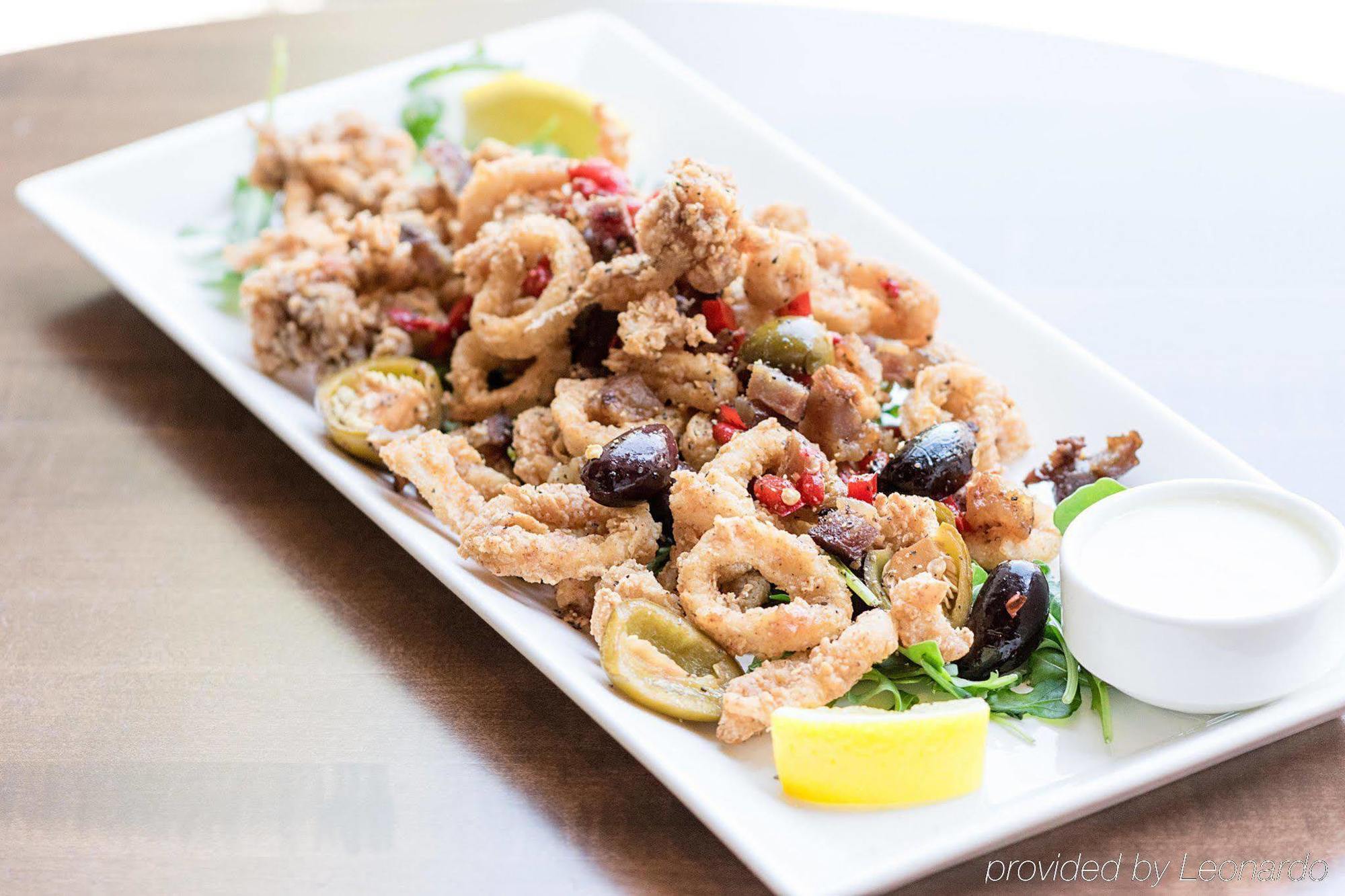 Doubletree By Hilton Uptown