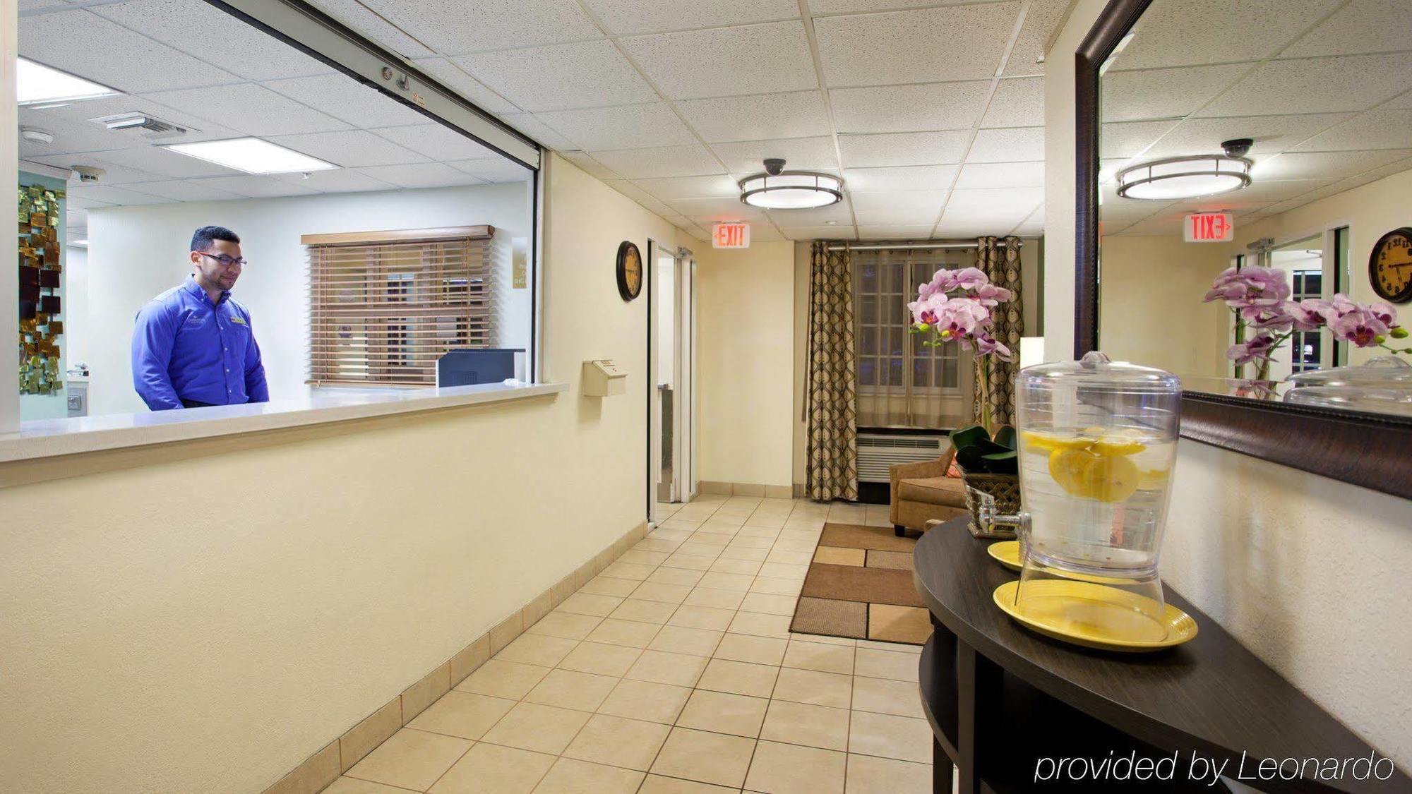 Sonesta Simply Hotel