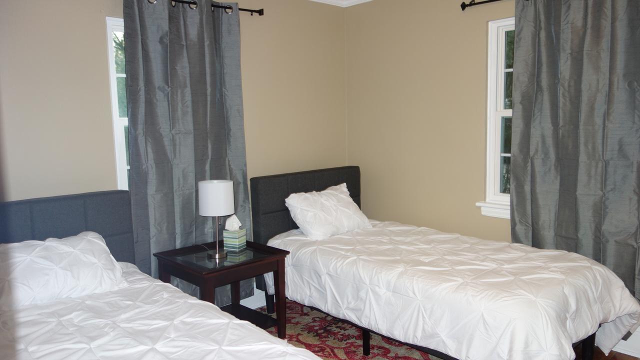 The Right Side Duplex * Charlotte