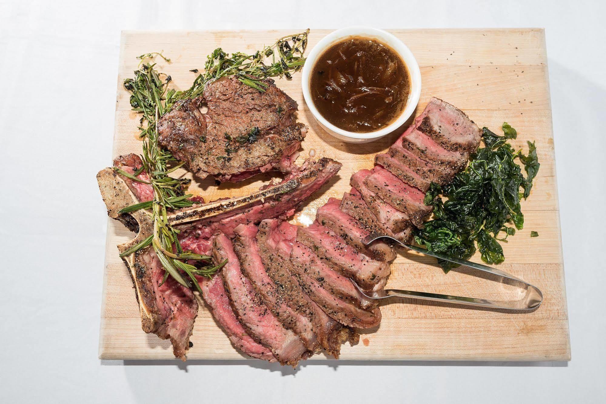 Doubletree By Hilton Uptown 3*