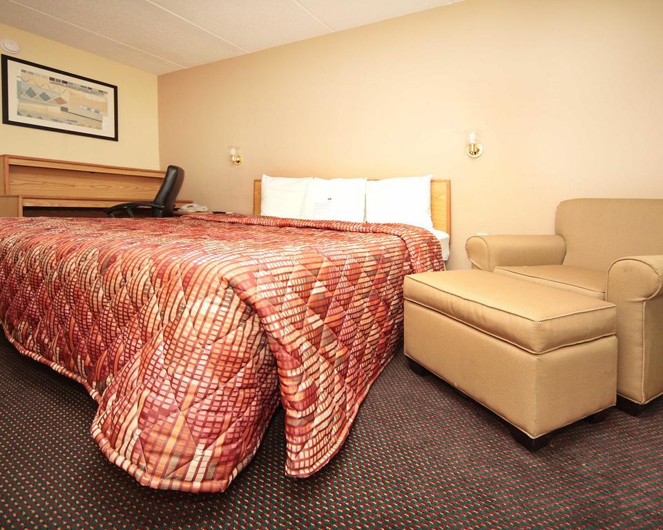 Rodeway Downtown Hotel 2*