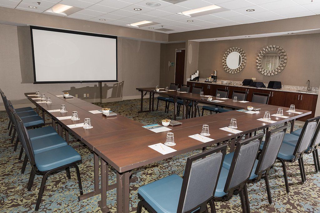 Hotel Doubletree By Hilton Uptown