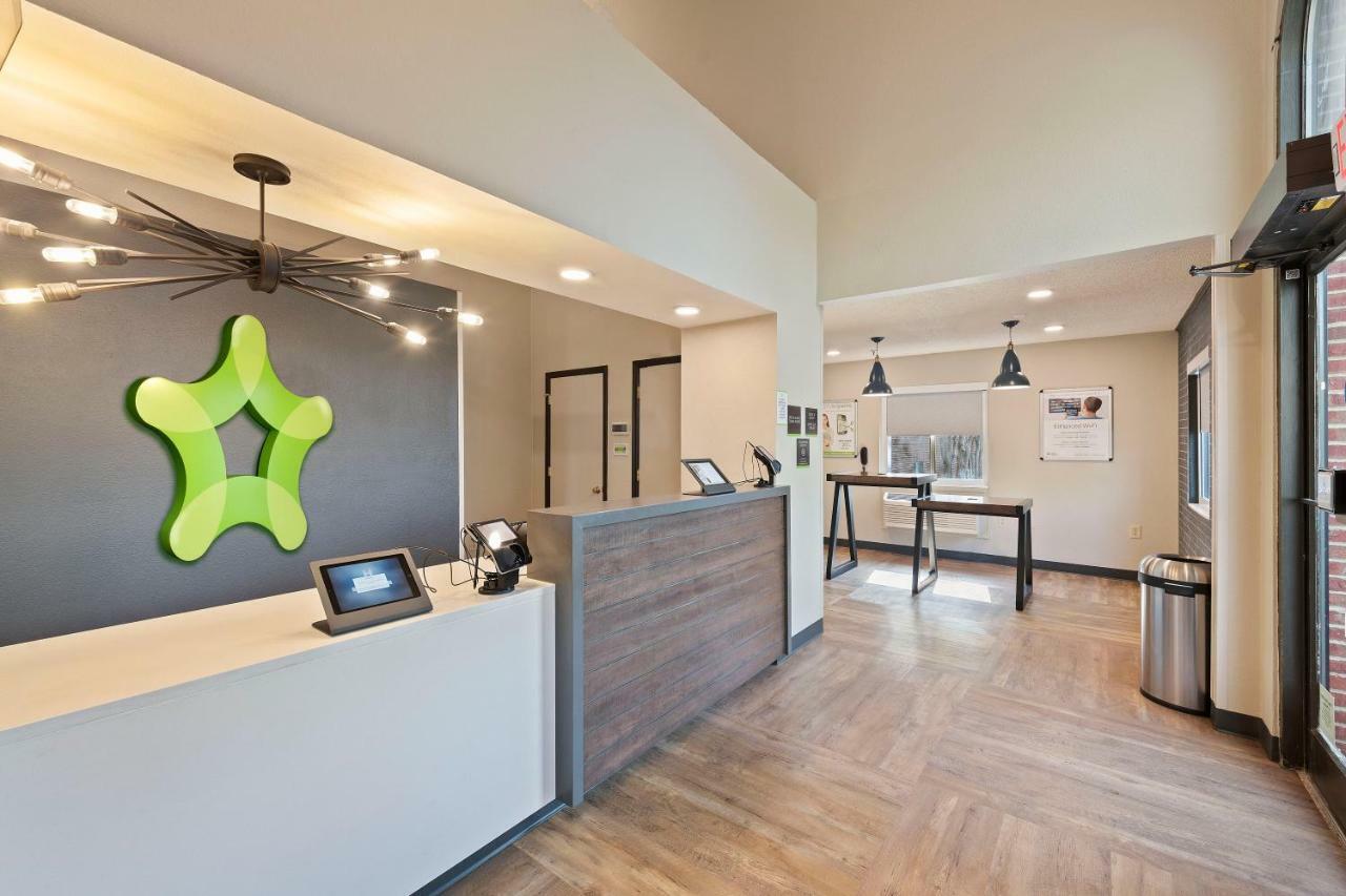 Hotel Extended America Select - - Place - E Mccullough Dr