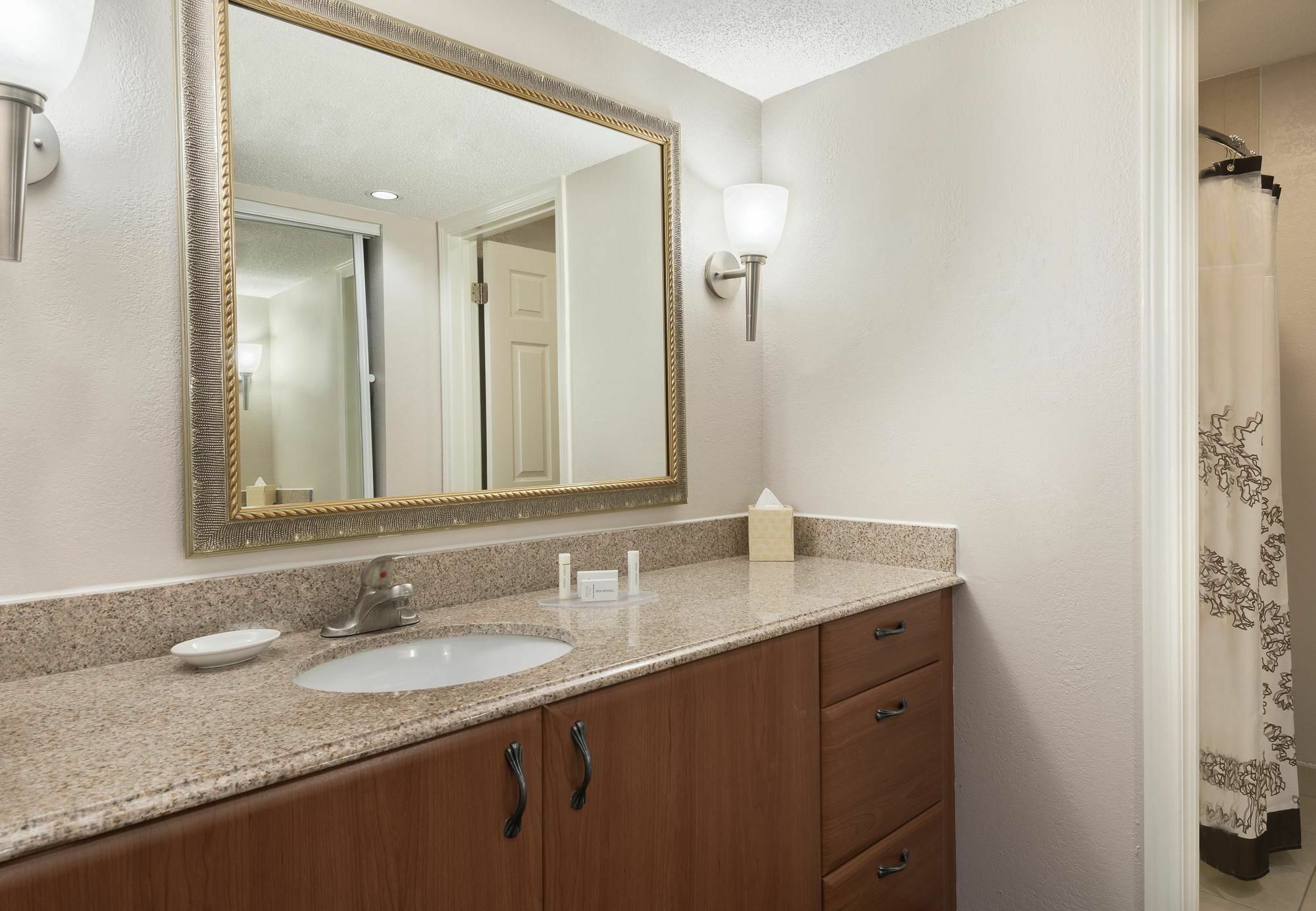 Vivo Living Charlotte