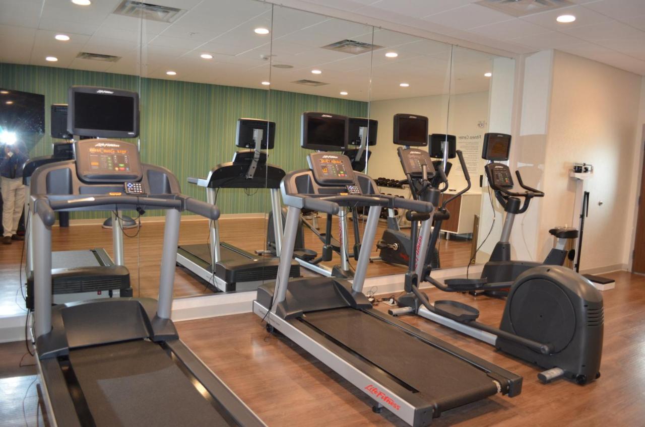 Express & - Ne - Area By Ihg 3* Charlotte