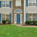 Spectacular 5Br-Family Home With Pool & Amenities