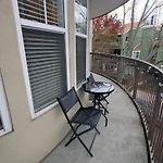 2Br Condo Uptown Charlotte Park View With Free Parking