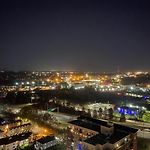 Luxurious 1Br Uptown Highrise/ Balcony With City View!