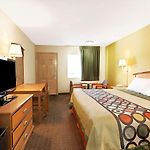 Super 8 By Wyndham Charlotte Downtown Area