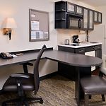 Sonesta Simply Suites Charlotte University