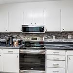 Cozy, 1-Level Cottage - 5 Miles To Uptown Clt