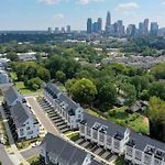 4 Story Queen City Retreat! New! Walk To Downtown!