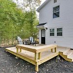 Stunning Charlotte Retreat ~ 2 Mi To City Center!