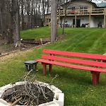 Belmont Nc Riverfront 2-Bedroom Garden Suite
