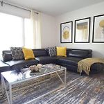 Spacious Family Friendly Home With Game Room By Unc Charlotte