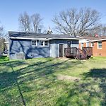 Newly Updated Home ~ 3 Mi To Downtown Charlotte!