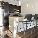 Landing Modern Apartment With Amazing Amenities