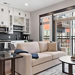 Landing Modern Apartment With Amazing Amenities