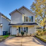 Uptown Charlotte Townhome W/ Patio & Yard!