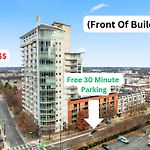 Perfect Uptown Loft-2 Min Walk To City\'S Best Spots
