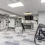 Cozy Urban Getaway - Free Parking, Gym, Stadium