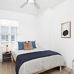 The Hornet - Cozy And Spacious 3Br - Free Parking - Views - 2 Mins To Stadium
