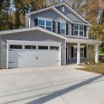 Perfect Getaway Prime Location Game Room And Hottub