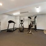 Quality Inn & Suites Airport