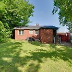 2 Mi To Center City: Charlotte North End Home