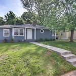 < 2 Mi To Uptown Charlotte: Home W/ Large Yard!