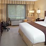 Doubletree By Hilton Charlotte Airport