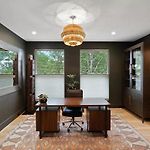 Maison Noda Uptown Skyline Views, Gym Sleeps 14