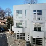Modern 1Br Condo Stylish Stay Near Uptown Clt