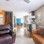 2 Bed Stay With Updated Bath And Kitchen