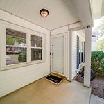 Cozy 3Br Bungalow - City Views - Firepit -Football