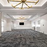 Hampton Inn & Suites South Park At Phillips Place