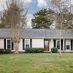 Serene Getaway With Patio In Pineville