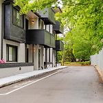 Spacious 2Br 2Ba Steps From Hospitals And Uptown Charlotte Minimum Stay 15 Days Or More