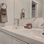 Myers Park Gem Great Location