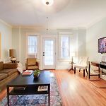 Chic 1 Bedroom Units Near Dilworth