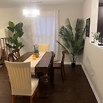 Spacious 4 Bedroom House In University Area Close To Pnc Pavilion