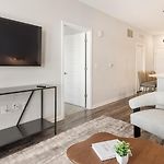 Landing Stunning 1Bd Gym Pool