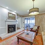 1 Mi To Boa Stadium! Walkable Condo W/ Porch